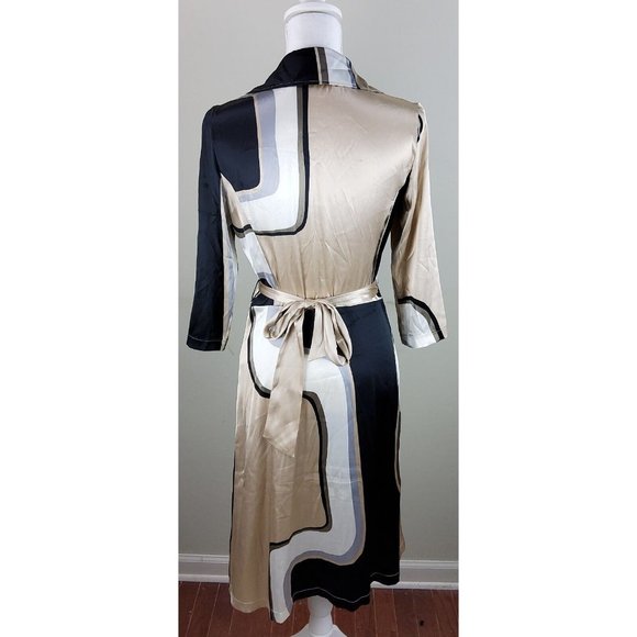 Jean Paul Berlin Women's Geometric Wrap Dress Size 8 US - Picture 7 of 9